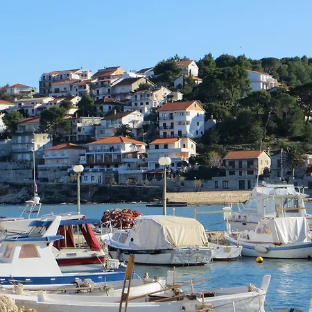 Makjanic * Jelsa (Hvar)