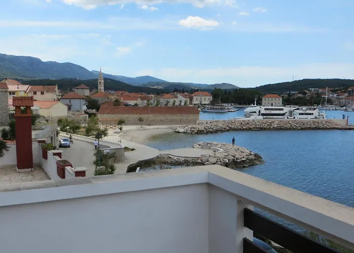 Daire Makjanic Jelsa (Hvar)